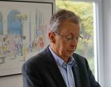 Nachdenklich wirkte Vorsitzender Hans-Ulrich SchĂĽtt bei seiner letzten AusstellungserĂ¶ffnung im â€žKunsthaus HĂ¤nischâ€ś.